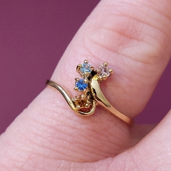 Vintage Small Set Multi-Gemstone Gold Plated Ring Size 7 Signed Sample - Picture 2 of 11